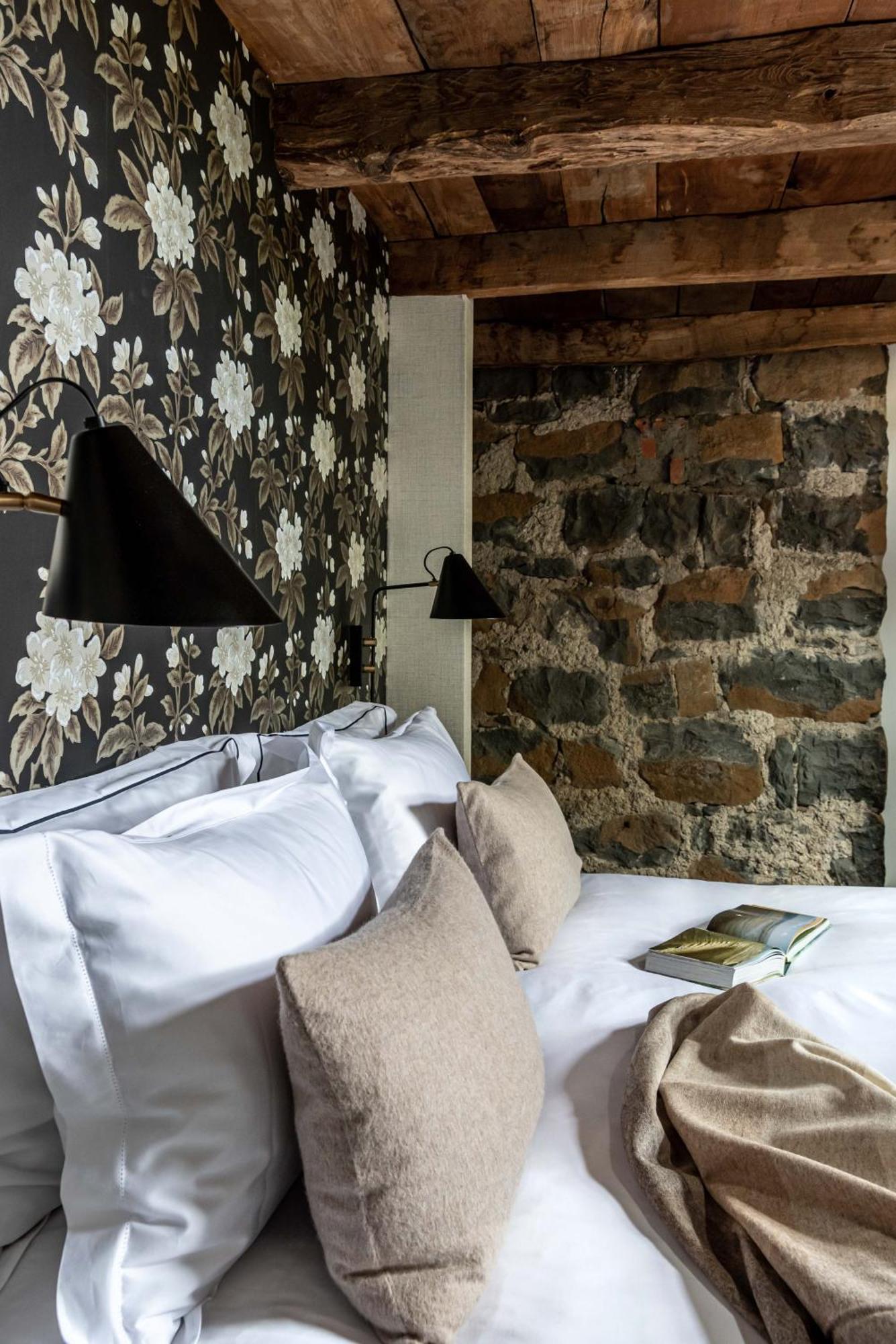 MAISON de la Bonne Vie Therondels Chambre photo