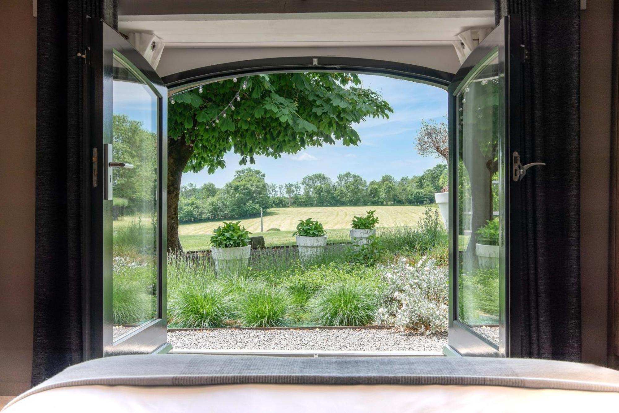 MAISON de la Bonne Vie Therondels Chambre photo